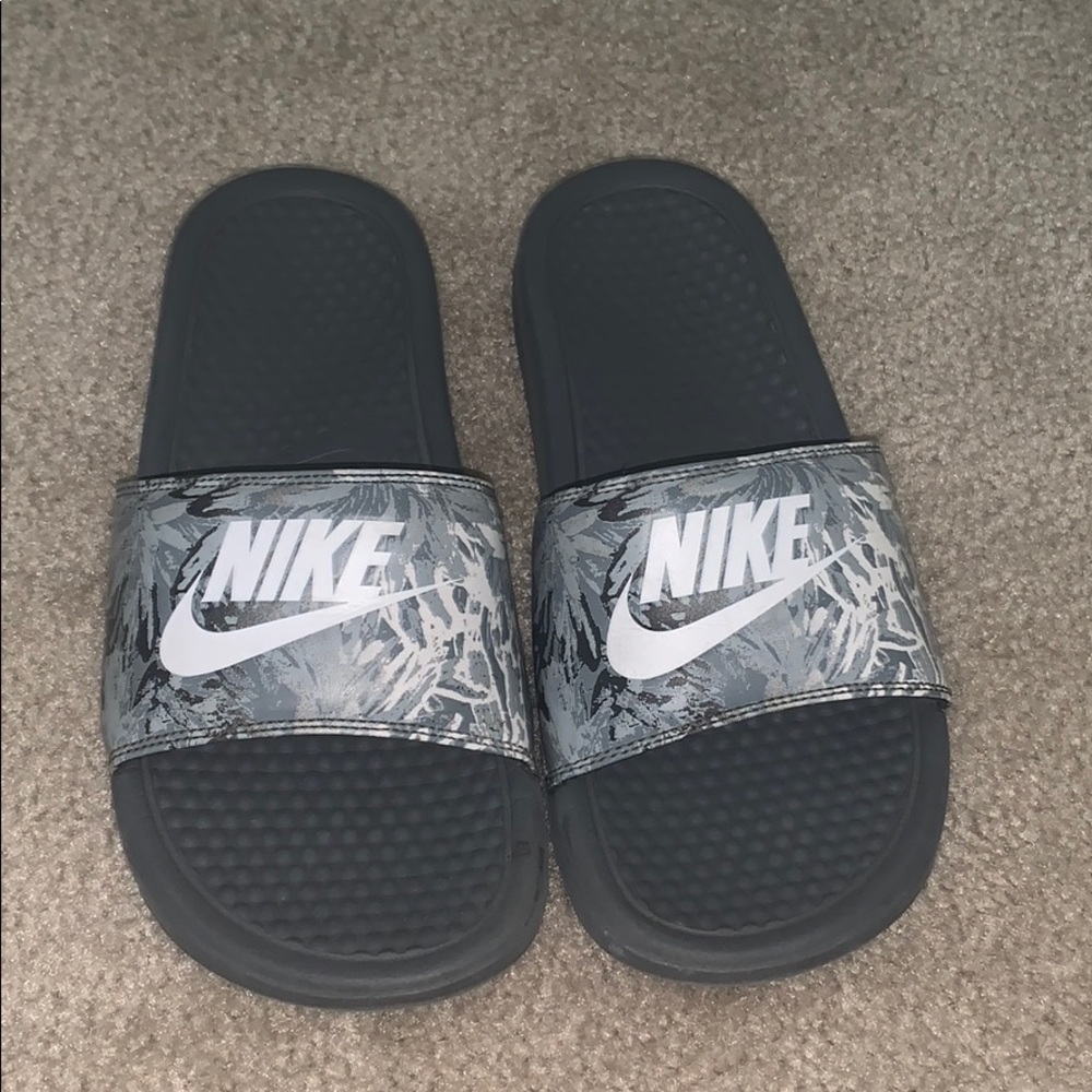 Nike slides
